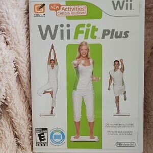 G014. Nintendo Wii Fit Plus with Green and White Cover